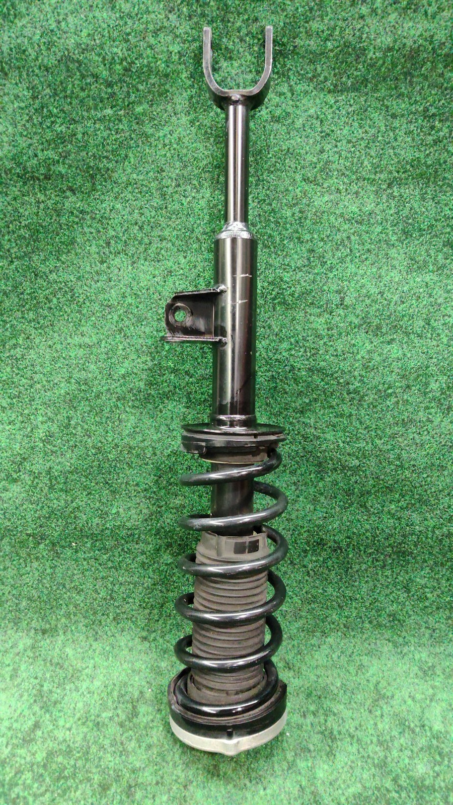 2017-2023 BMW 530i xDrive Front Left Side Shock Strut Absorber OEM 31316866607