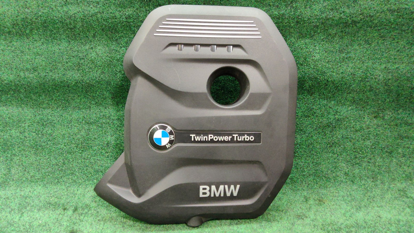 2017-2021 Bmw 330i Engine Cover Oem 11128621822