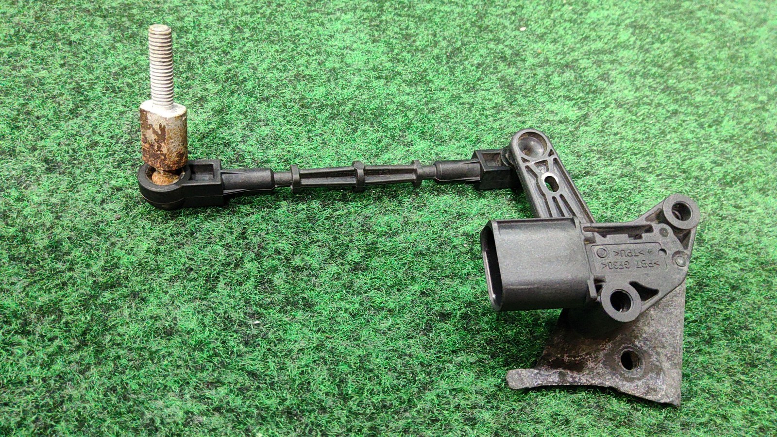 2021-2024 Audi A4 Rear Left Height Level Sensor 4m0907503