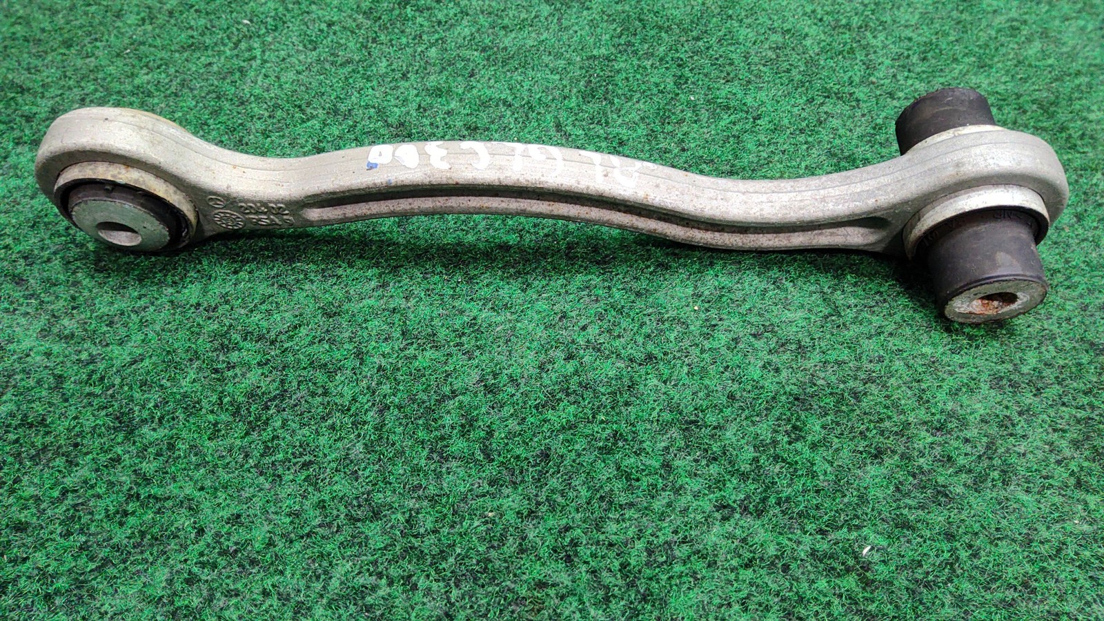 2016-2022 Mercedes Glc 300 Left Rear Tie Rod Arm Oem A2053506503 A2053520264