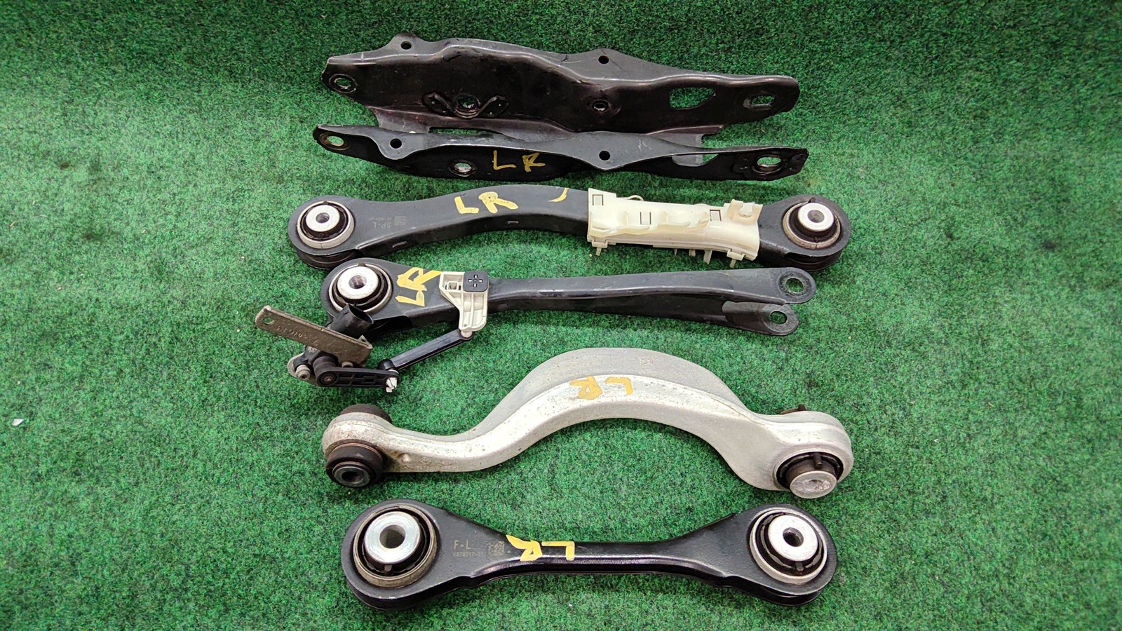 2017-2022 Bmw X7 Rear Left Lower & Upper Control Arm Lh Oem 33306878029