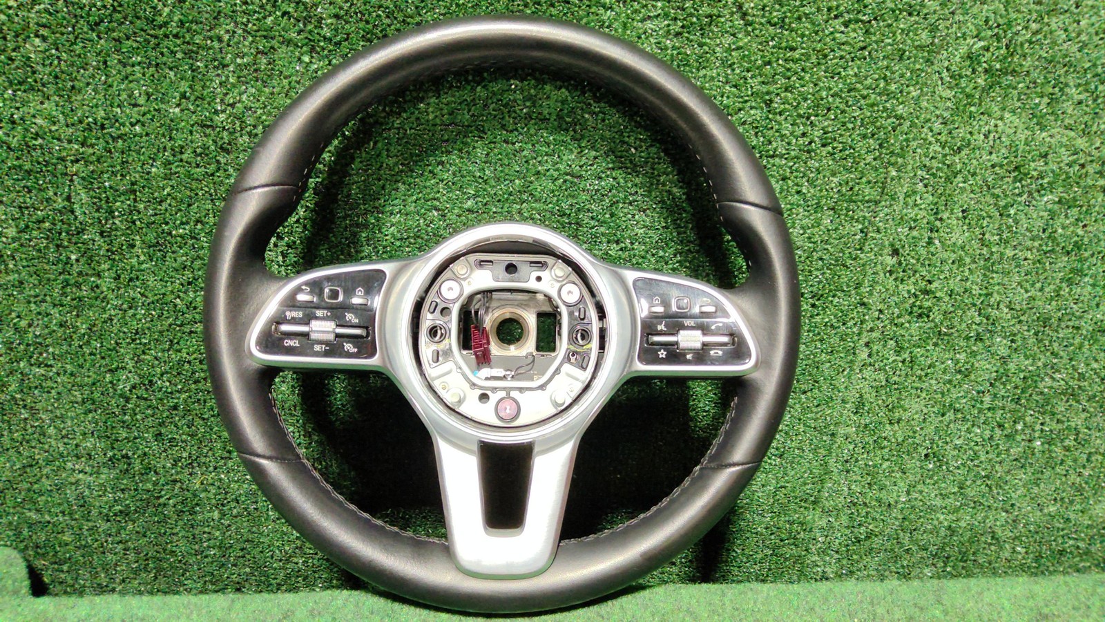 2014-2021 Mercedes Benz C300 Steering Wheel Assembly Oem A0004609901