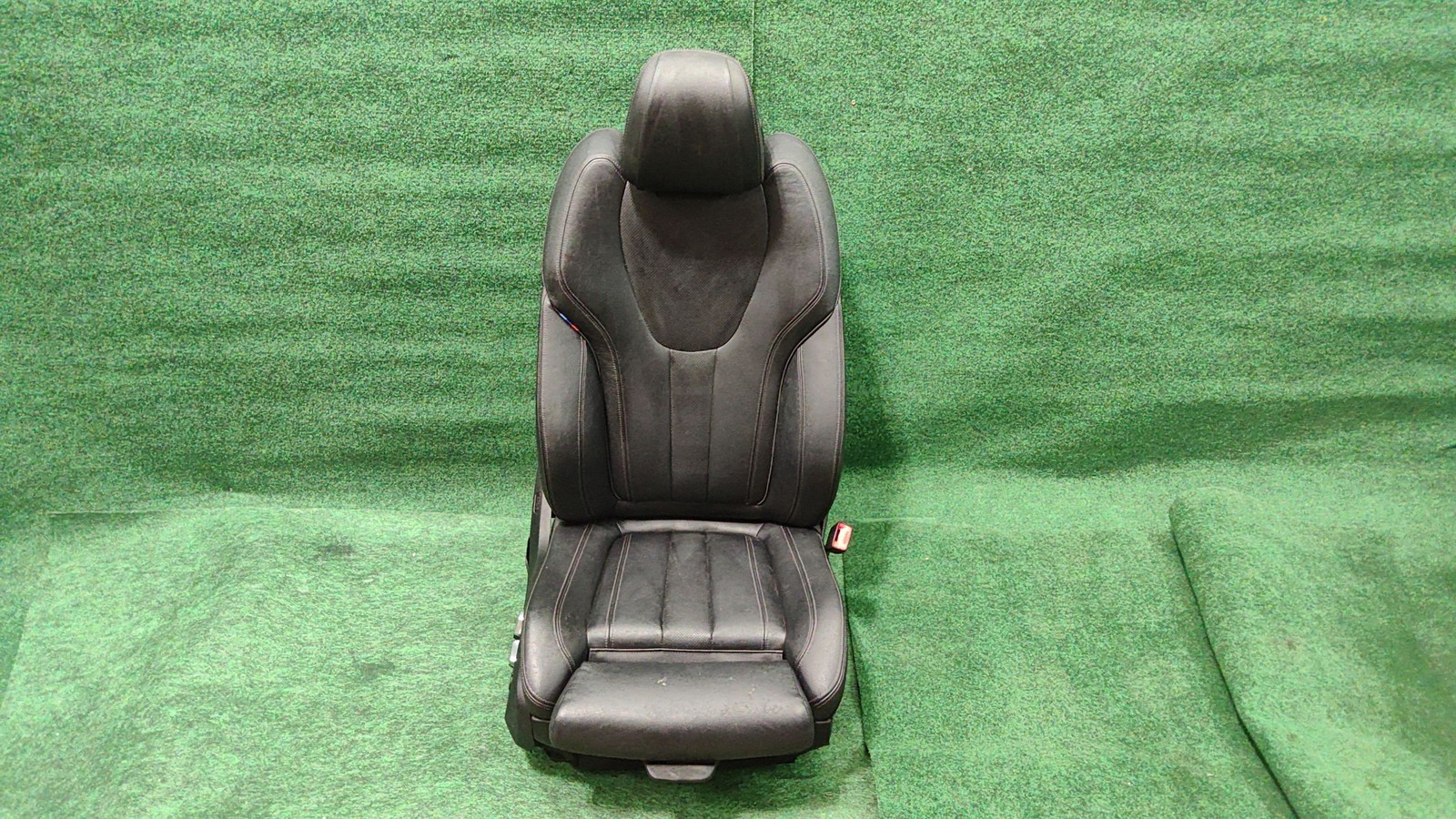 2019-2025 BMW X5 Front Right Seat Leather Black OEM 5210745921872127416912