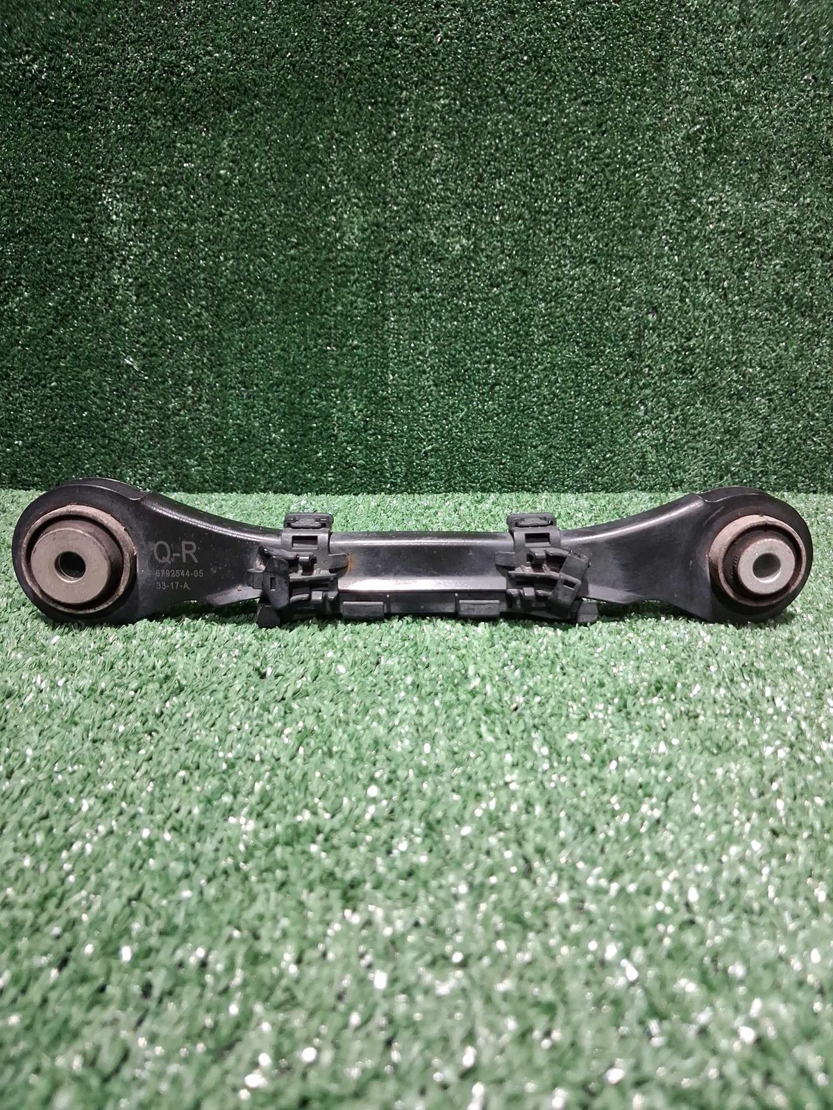 2014-2019 Bmw 330i Rear Right Lower Control Arm Oem 33326792540
