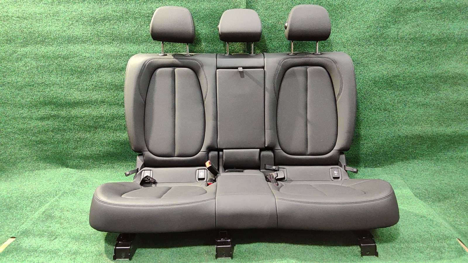 2016-2022 Bmw X1 Rear Seat Color (black/kcsw) Oem 52207467693 52208061993