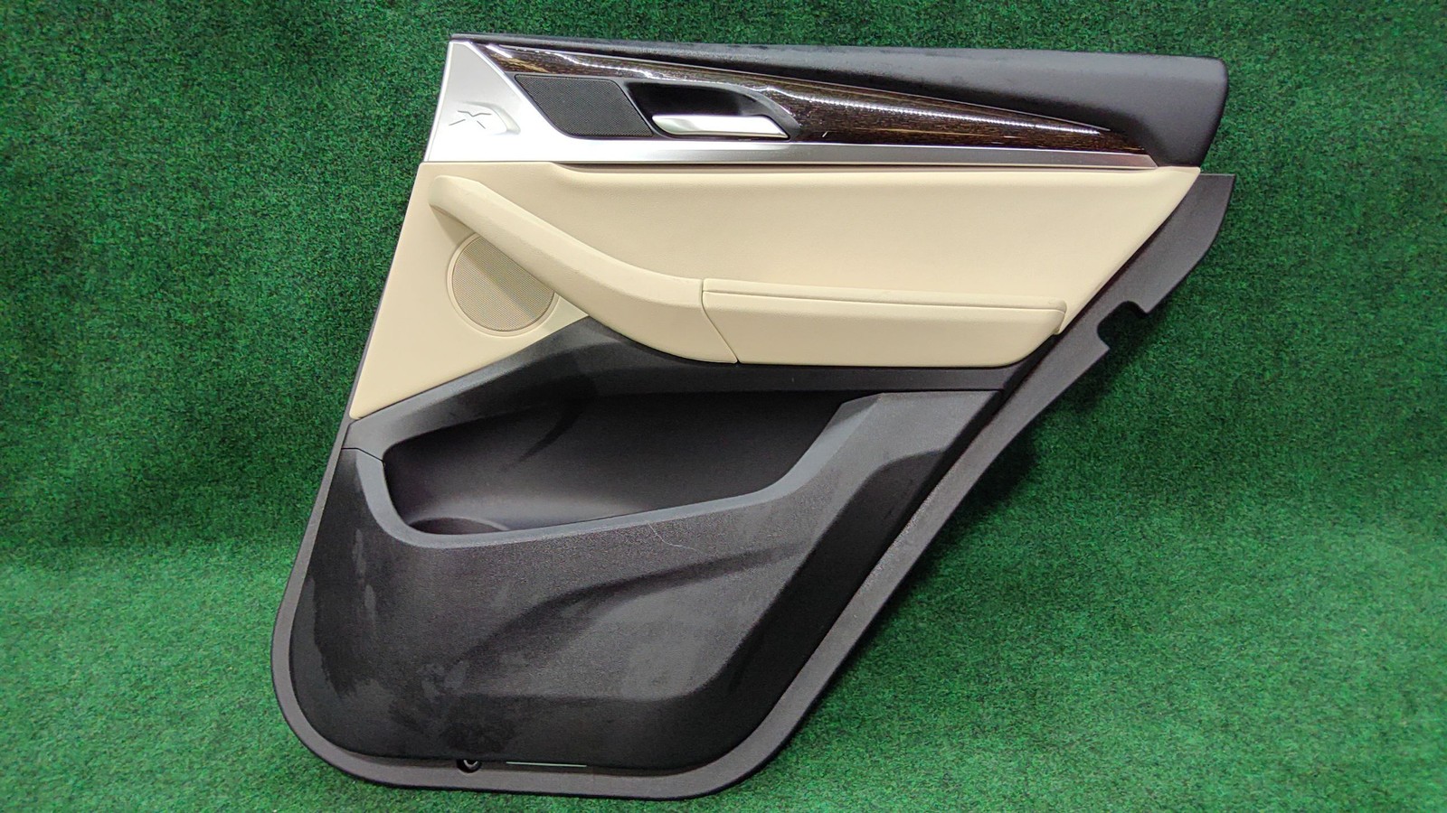2018-2024 Bmw X3 Rear Right Door Trim Canberra Beige Khfr Oem 51427940084