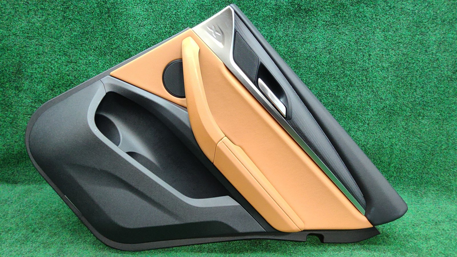 2018-2024 Bmw X3 Right Rear Door Trim Panel Cognac Oem 51425a251d4