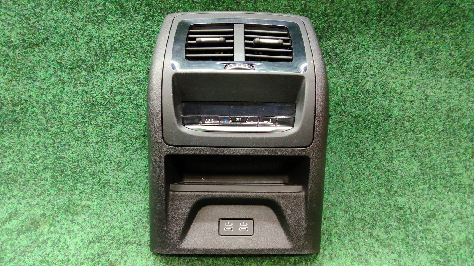 2018-2021 Bmw X3 Rear Center Console Vent Oem 51169461903 51169363814 Original