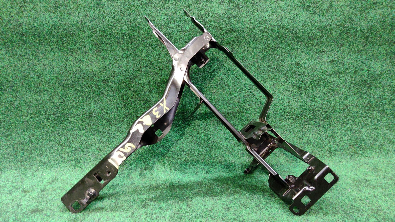 2018-2024 Bmw X3g01 Front Left Side Headlight Mount Bracket Oem 51647400113