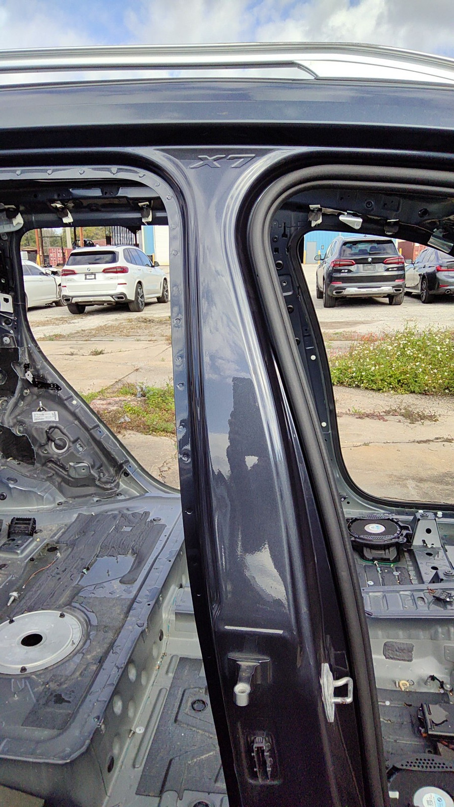 2019-2025 BMW X7 Center B-pillar Right  C27 Arctic Grey Metallic OEM 41007955034