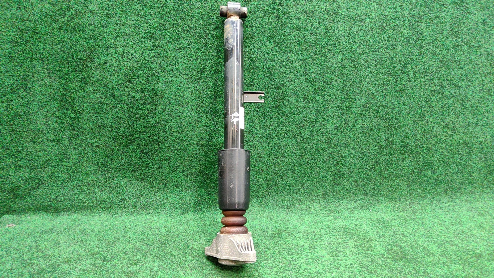 2018-2022 BMW 330i Rear Right Shock/Strut 79K Miles Assembly OEM 33526879308