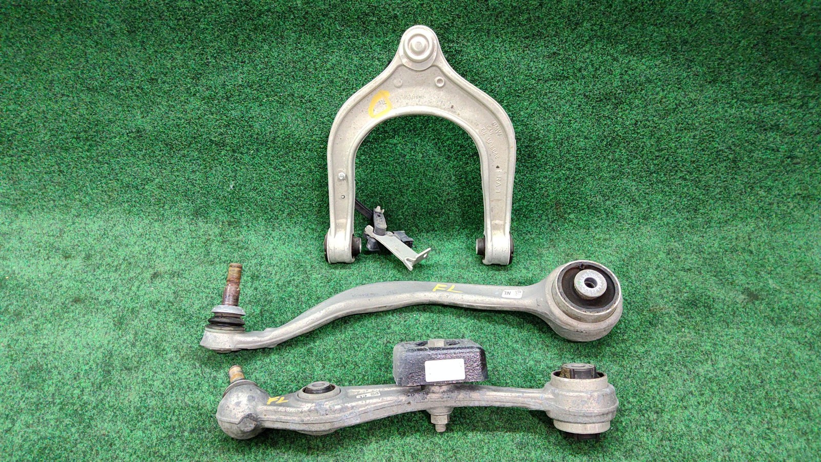 LH 2019-2025 BMW X5 Front Left Lower & Upper Control Arm OEM 31106893549