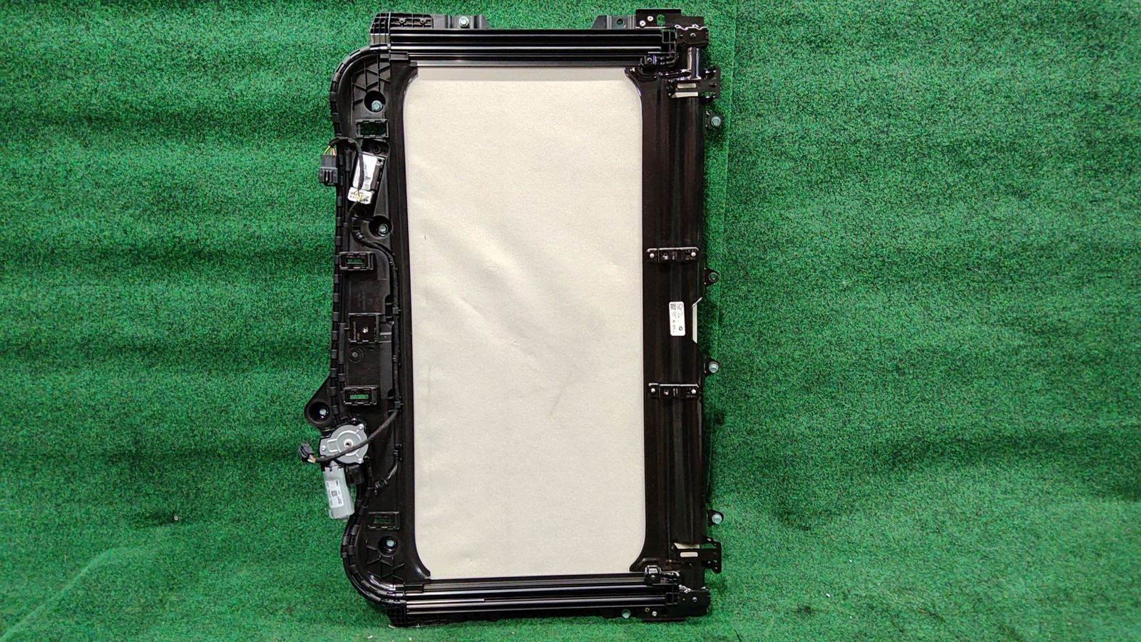 2019-2024 BMW X7 Rear Sunroof Glass Frame & Shade Assembly OEM 54109464911