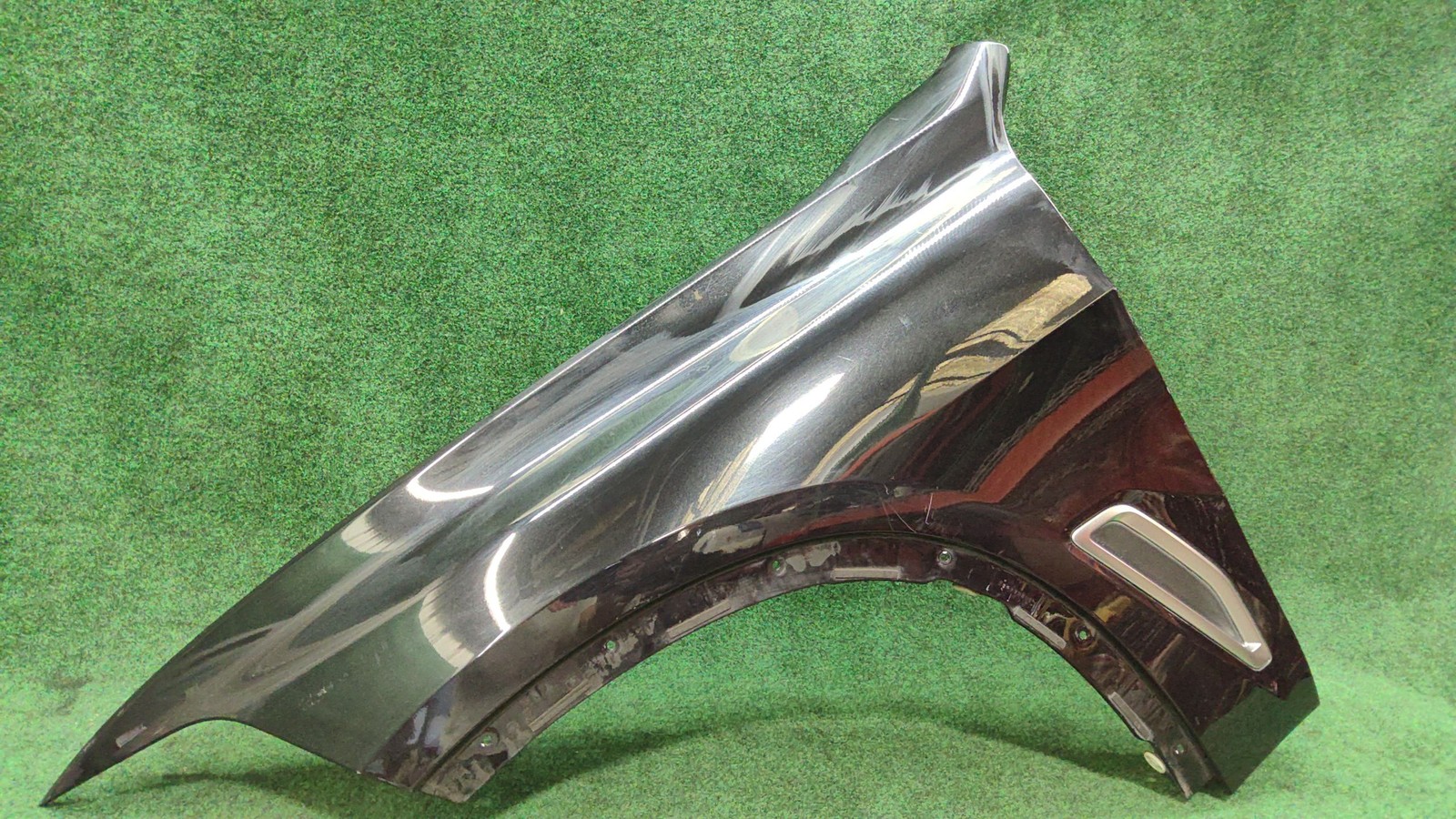 2019-2020 BMW X5 Front Left Fender BLACK SAPHIRE METALL 475M OEM 41007492363