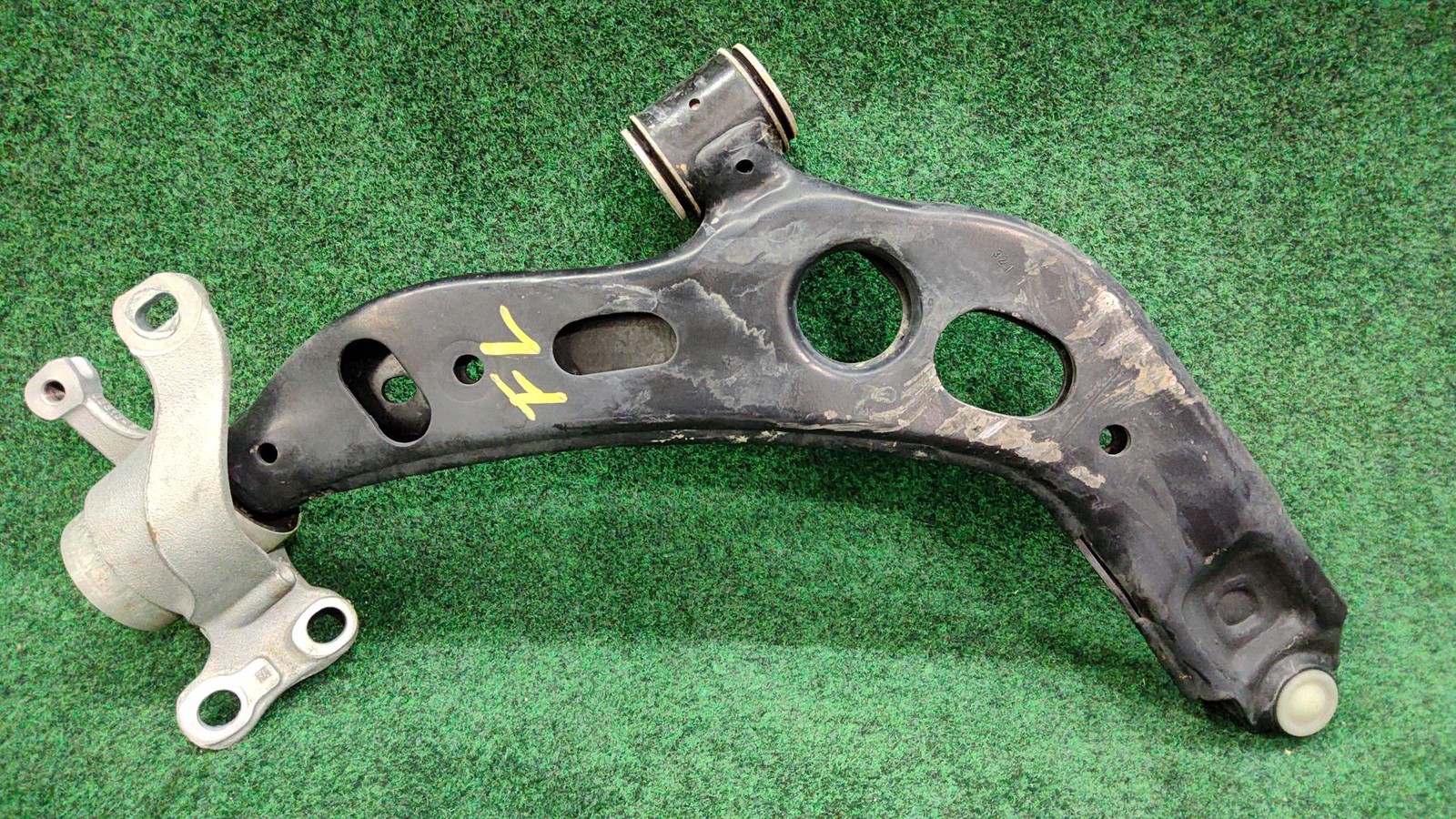 2016-2022 BMW X1 Front Left Control Arm OEM 31122785113 31126871301 31126879843