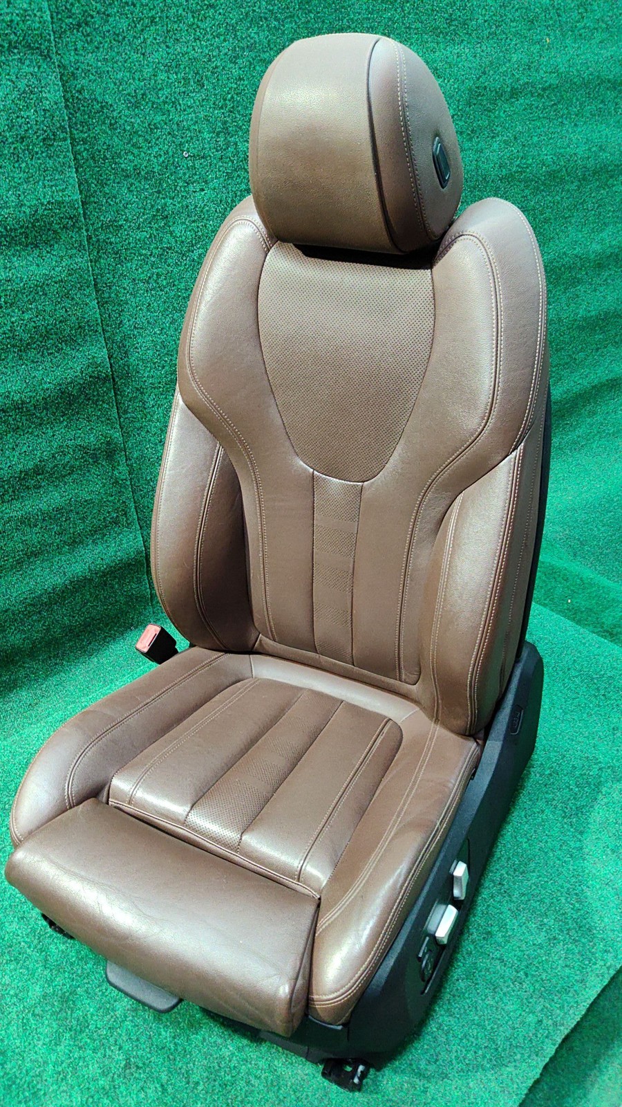 2019-25 BMW X5 Front Left Seat leather OEM 52107497649 52107457276 52107459215