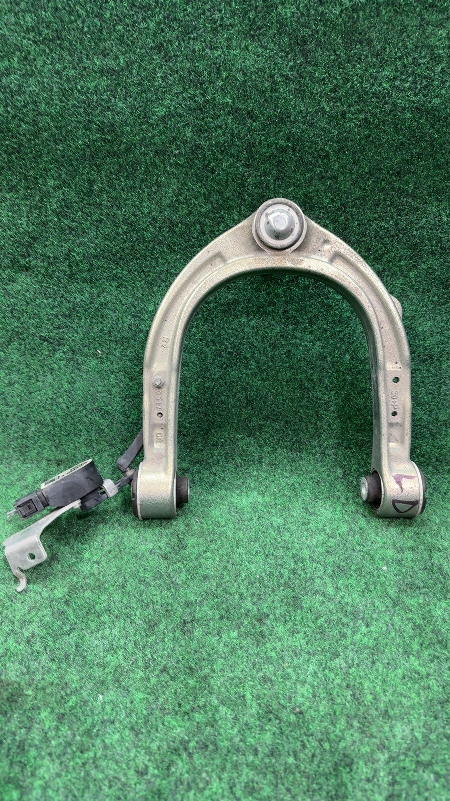 2017-2022 BMW 740i Left LH Right Upper Control OEM 31106868530