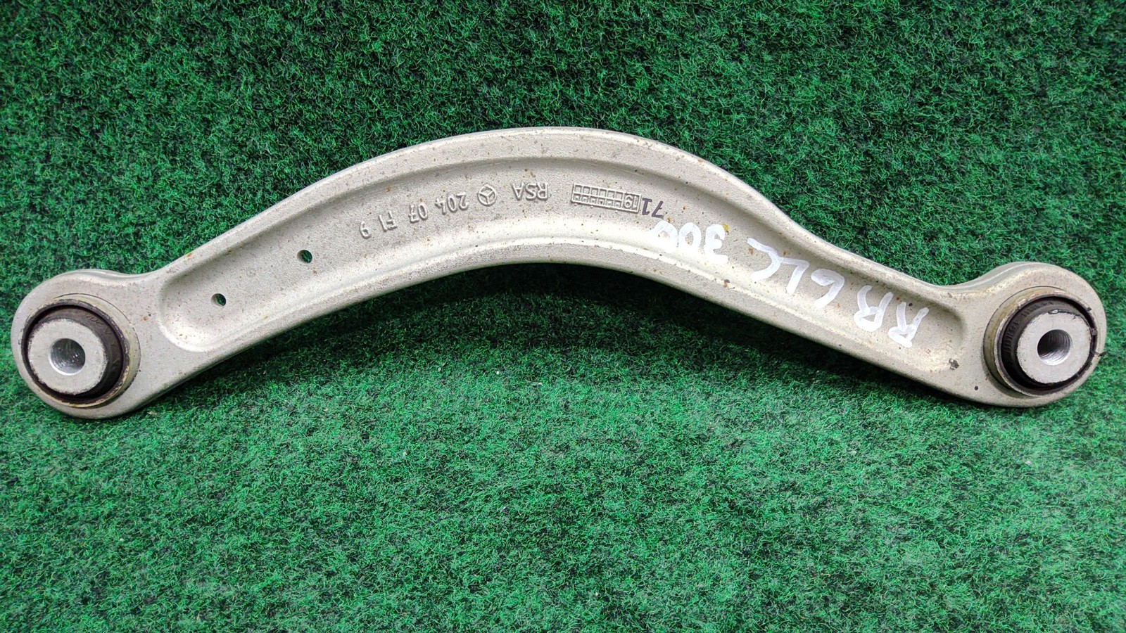 2016-2022 Mercedes Glc 300 Rear Camber Control Arm Oem A2053506203 A2053520108