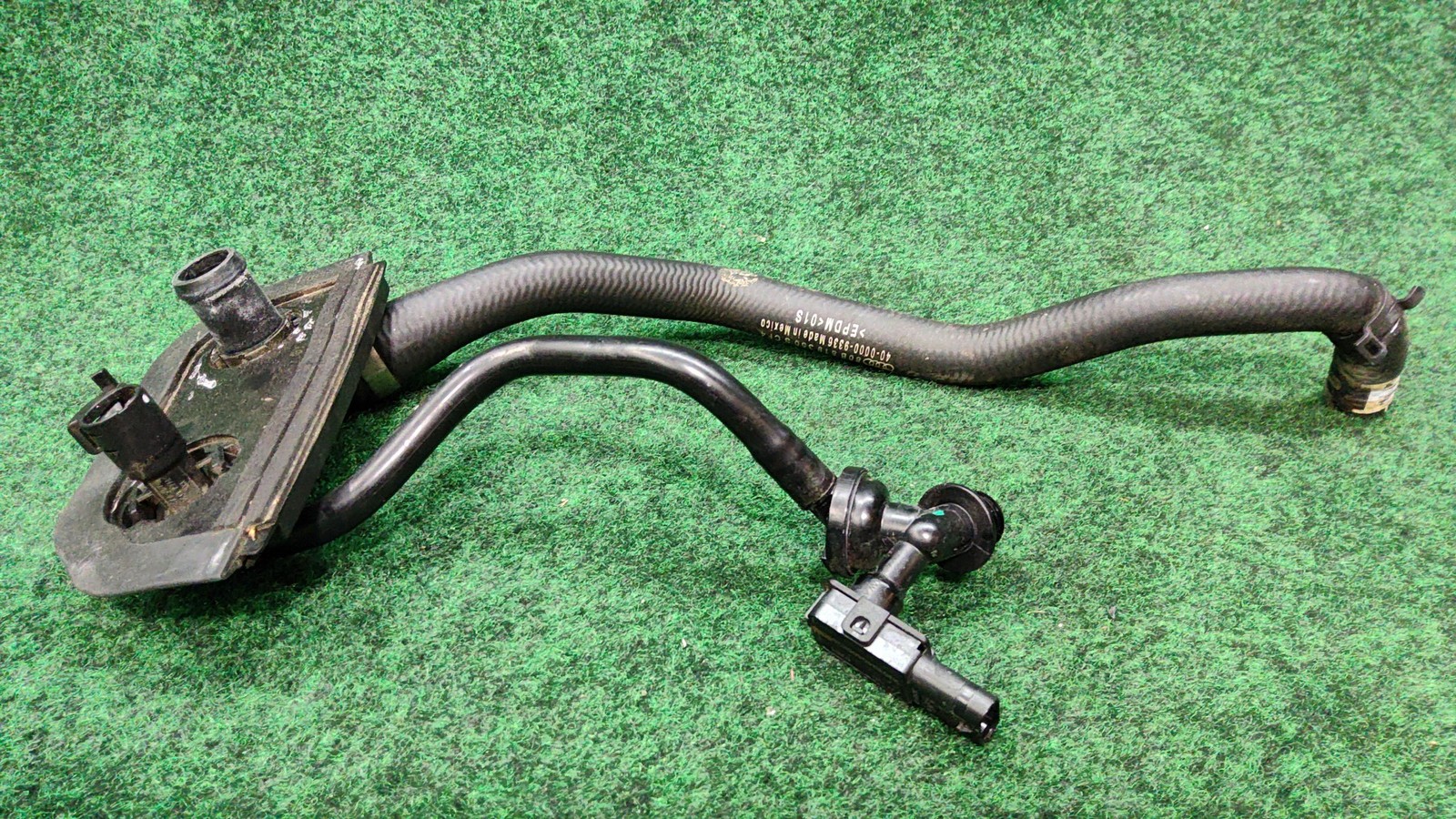 2023 Audi Q5 Hvac Heater Hose assembly and Pressure Sensor Oem 5q0906207