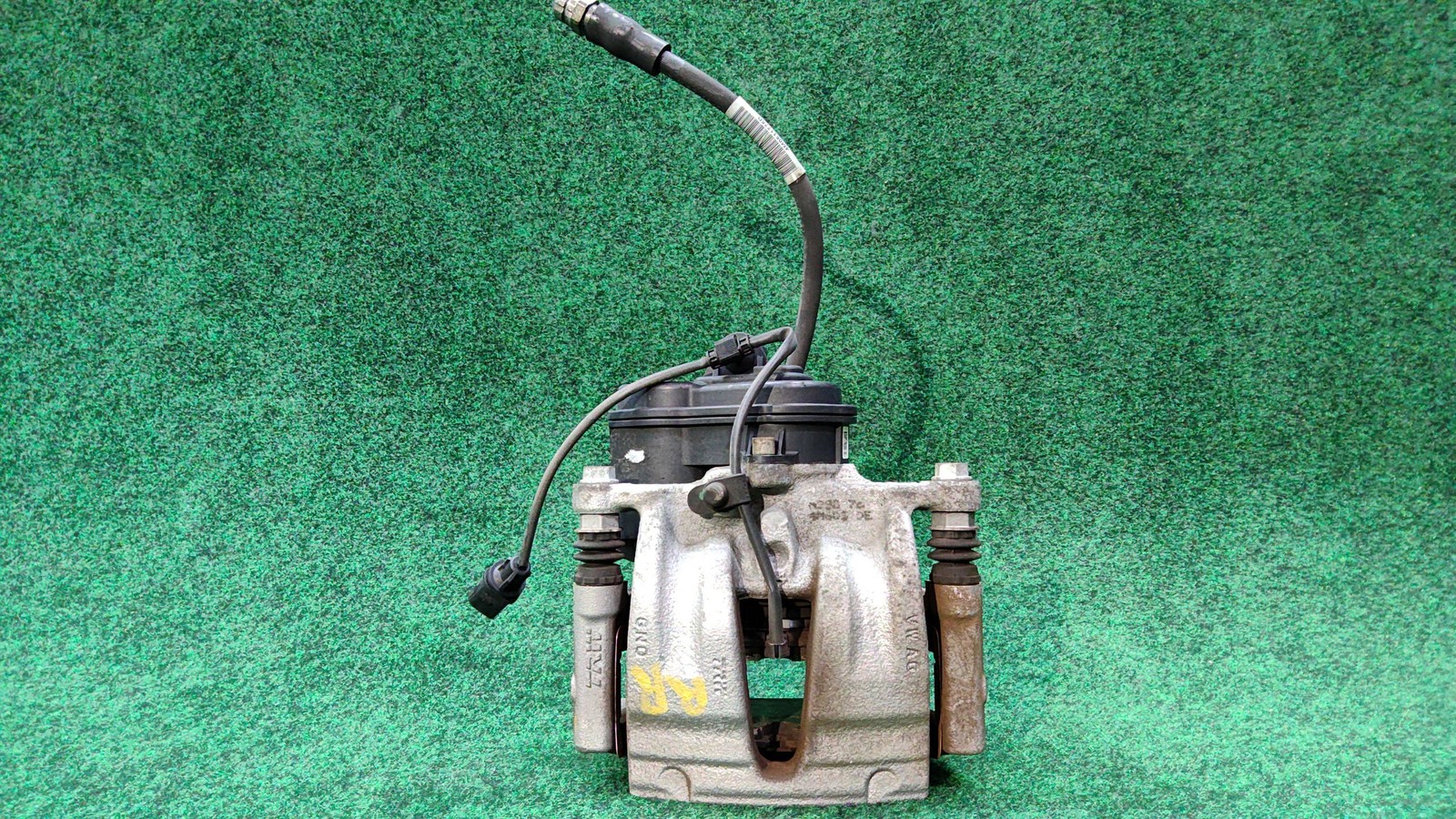 2021-2025 Audi Q7 Rear RH Disc Brake Caliper OEM 4M0615404FSL7