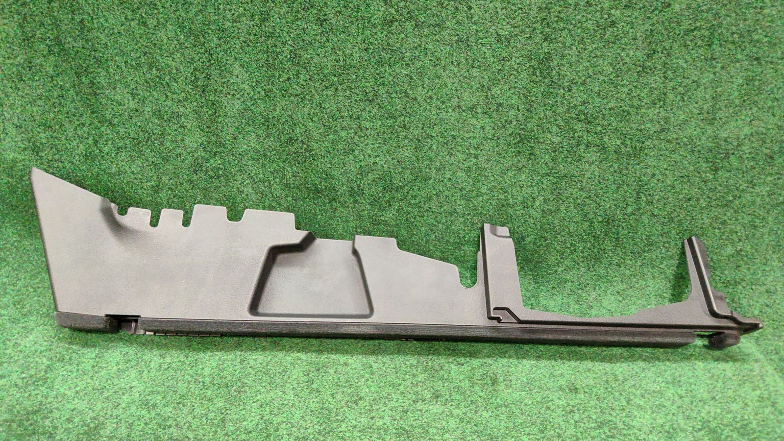 2017-2025 Audi Q7 Rear Left Quarter Trunk Side Trim Oem 4m0863527k