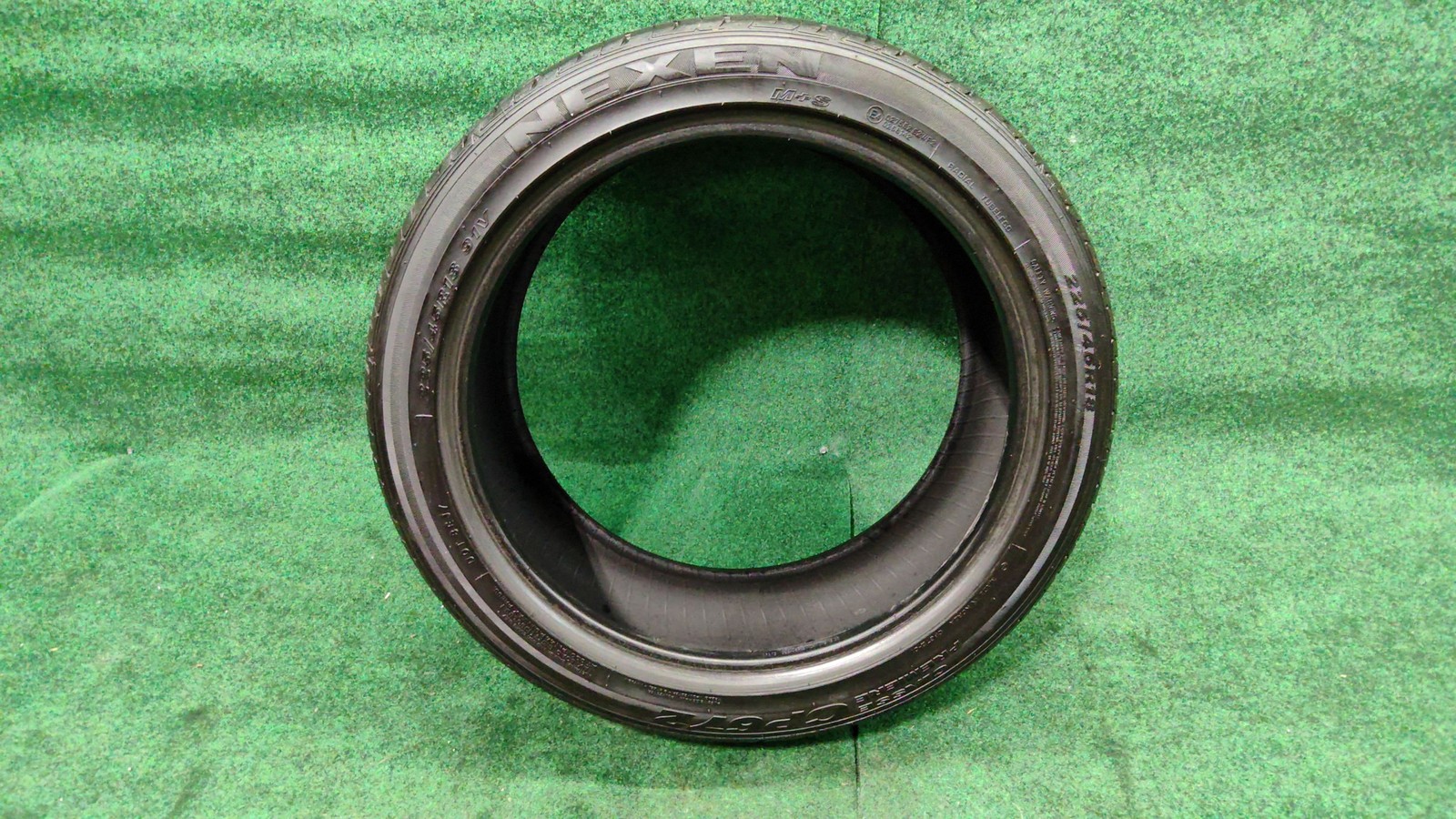 NEXEN Tire 18' 225/45-18 Run-out Only 30%