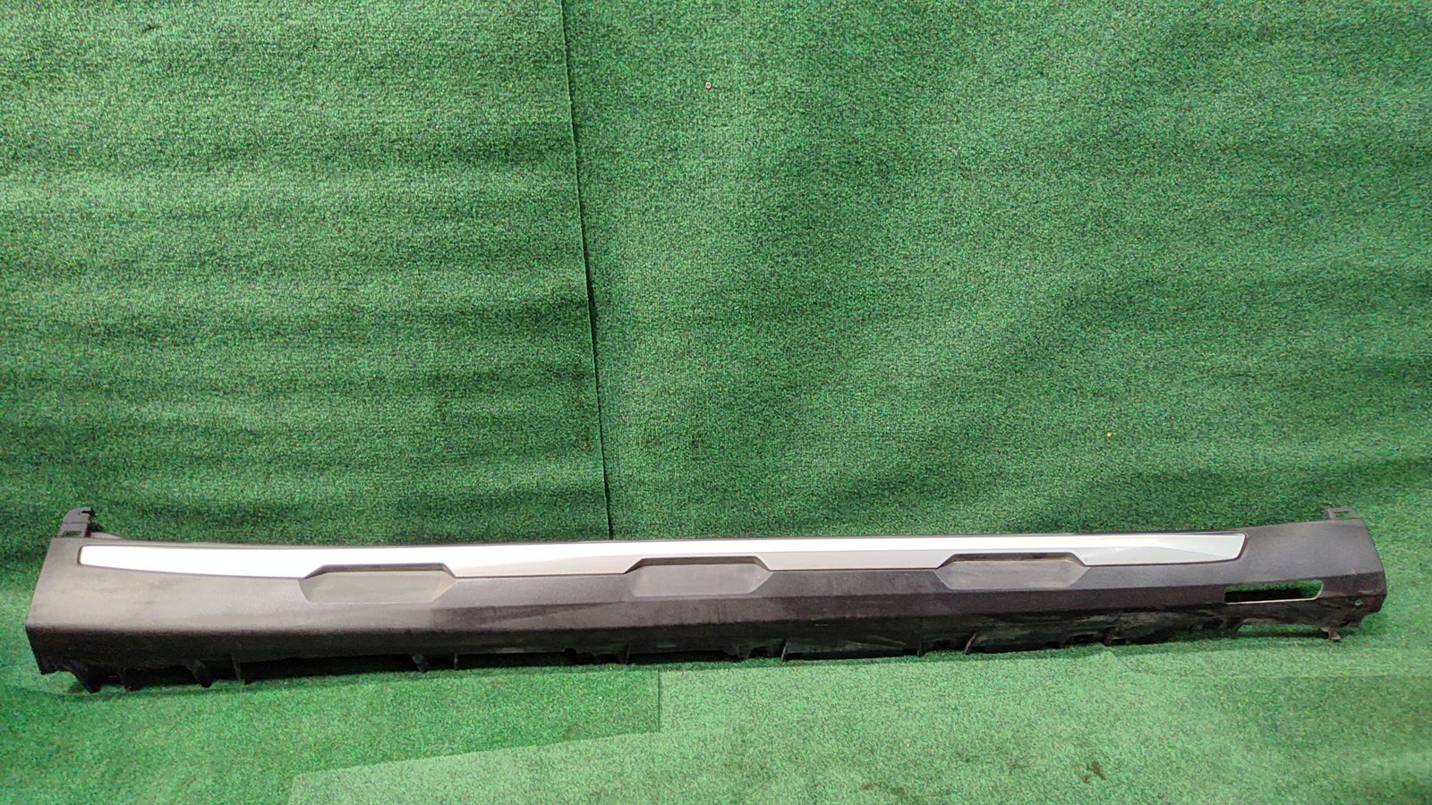 2019-2023 BMW X5 Right Rocker Panel Guard OEM 51778499000