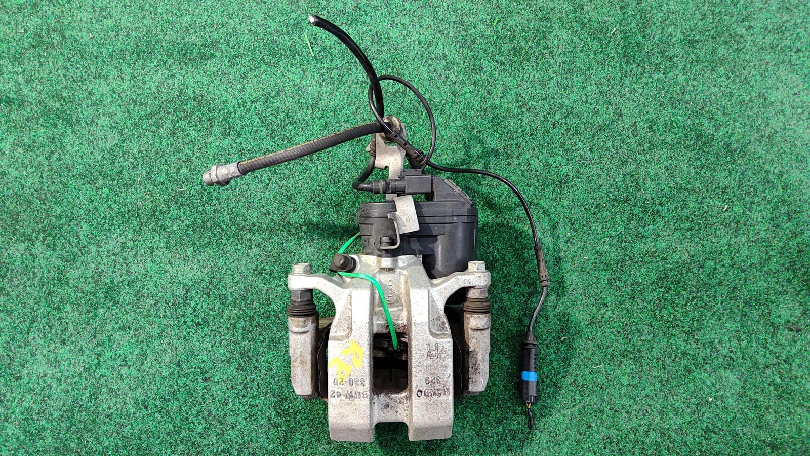 2019-2020 Bmw 330i Brake Caliper Rear Right Base Model Oem 34208836842 Original