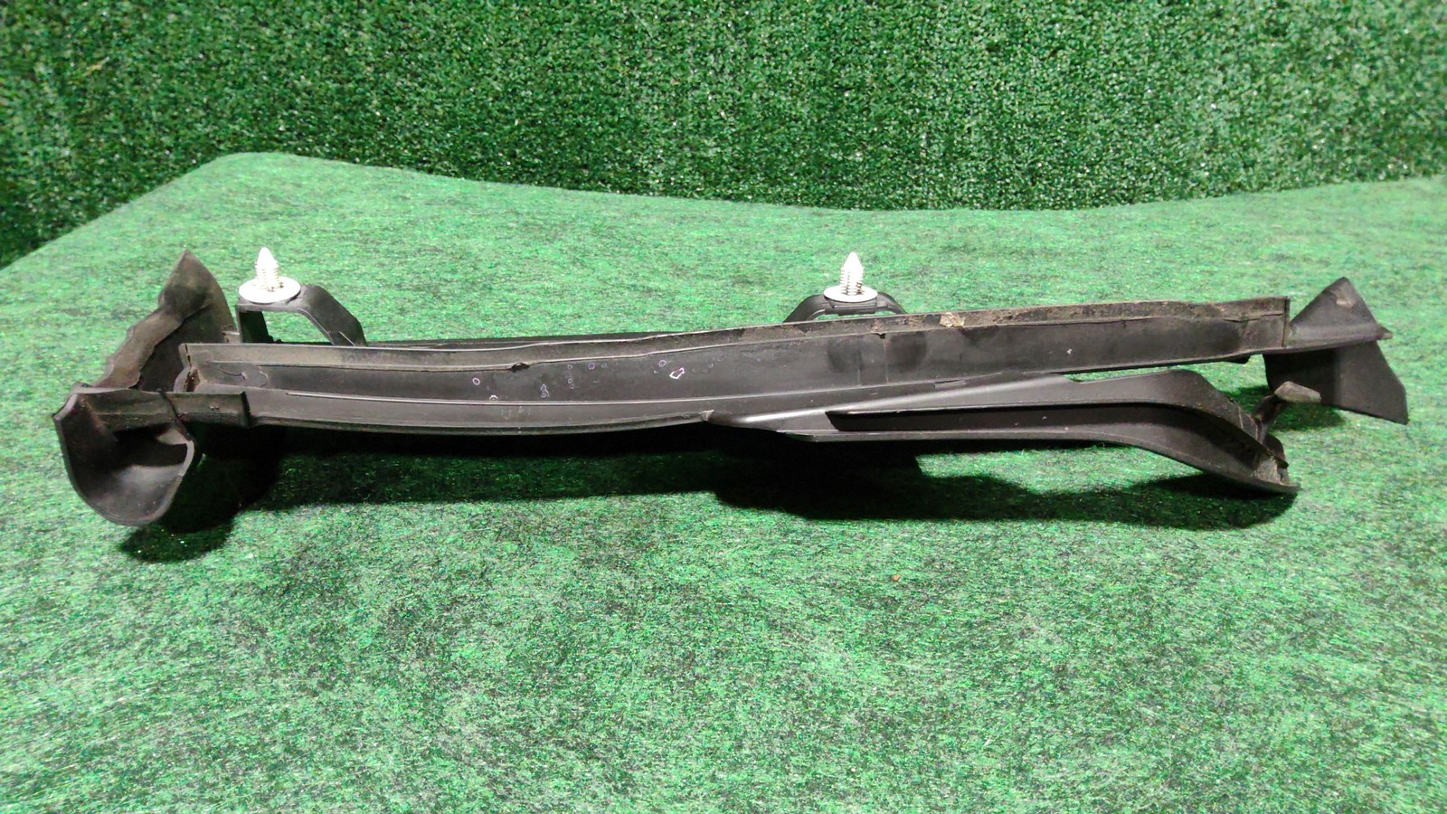 2015-2020 Audi A3 Quattro Cowl Seal Left Engine Bay Oem 8v0821169e