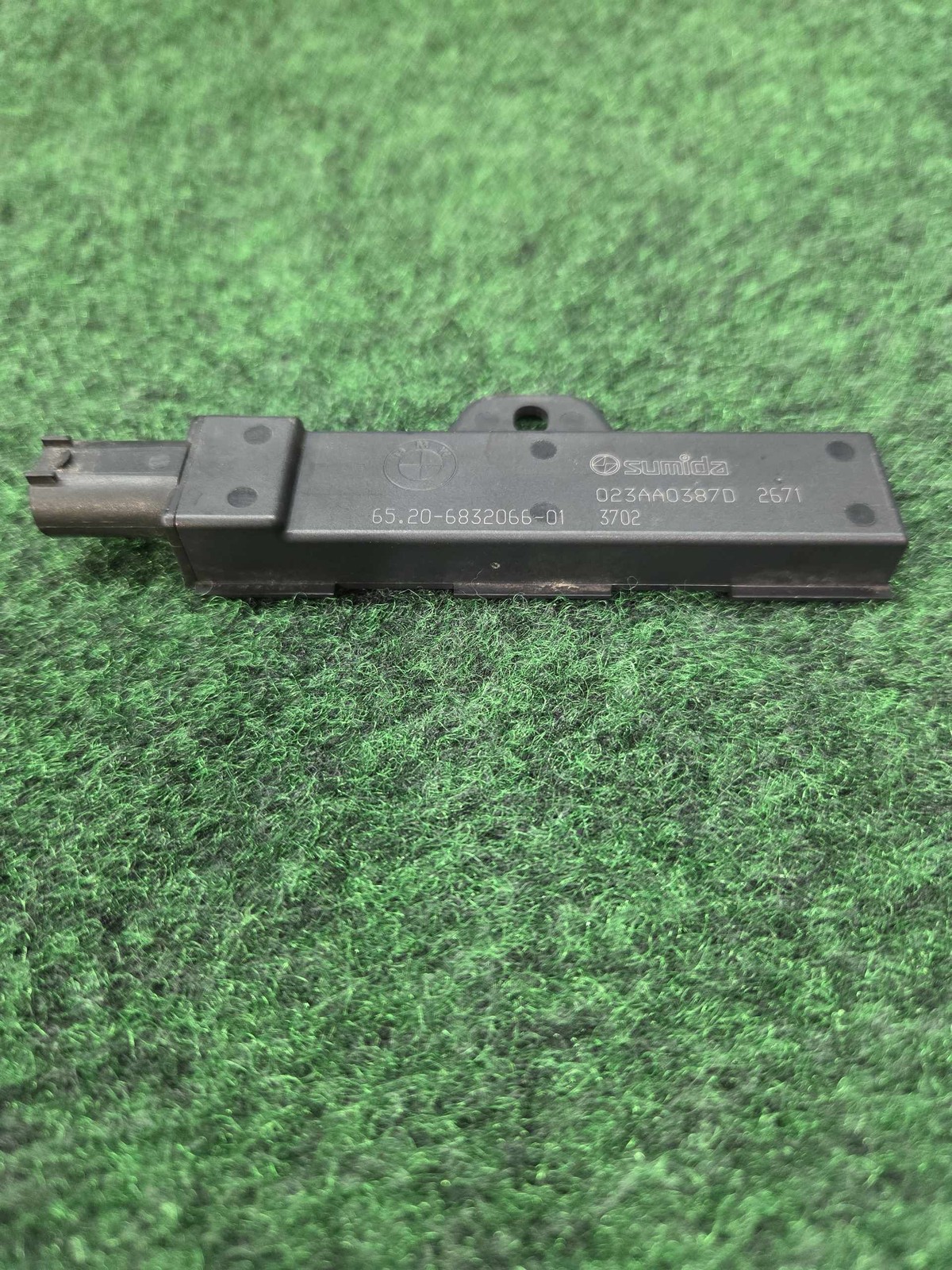 2017-2022 Bmw X7 Comfort Assembly Outside Antenna Oem 65206832066